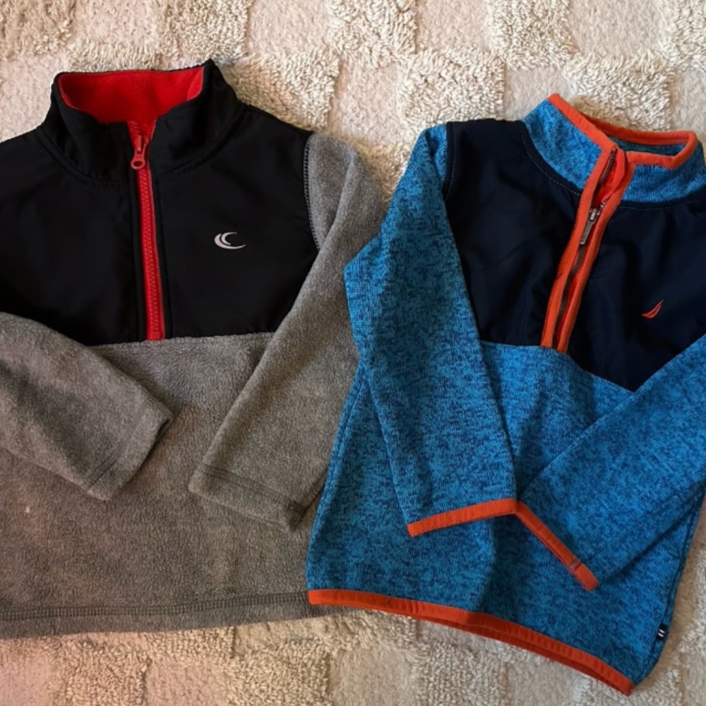 3T boys Fleece sweaters